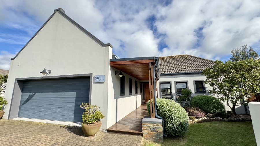 3 Bedroom Property for Sale in Blue Mountain Village Western Cape